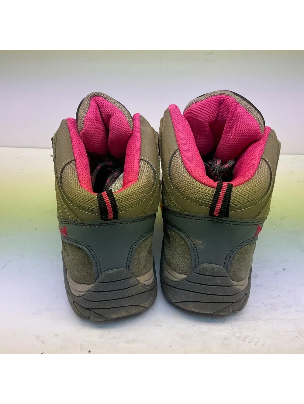 BearPaw used boots